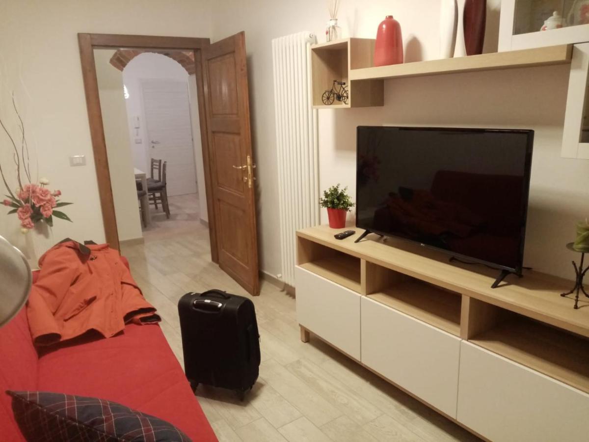 Le Logge Casa Vacanze Montepescali ภายนอก รูปภาพ