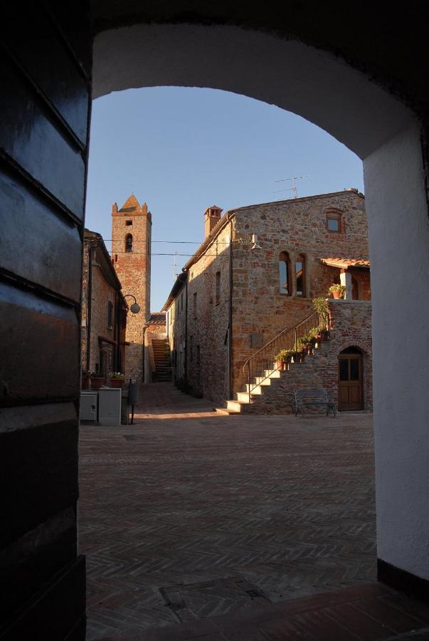 Le Logge Casa Vacanze Montepescali ภายนอก รูปภาพ