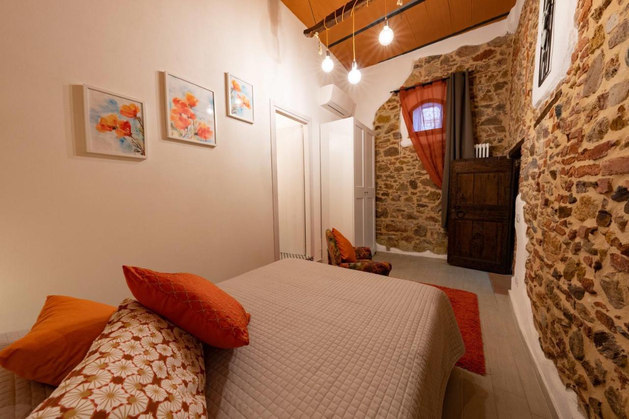 Le Logge Casa Vacanze Montepescali ภายนอก รูปภาพ