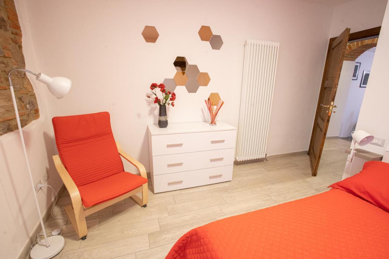 Le Logge Casa Vacanze Montepescali ภายนอก รูปภาพ