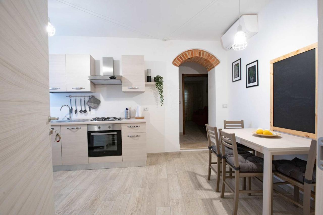 Le Logge Casa Vacanze Montepescali ภายนอก รูปภาพ