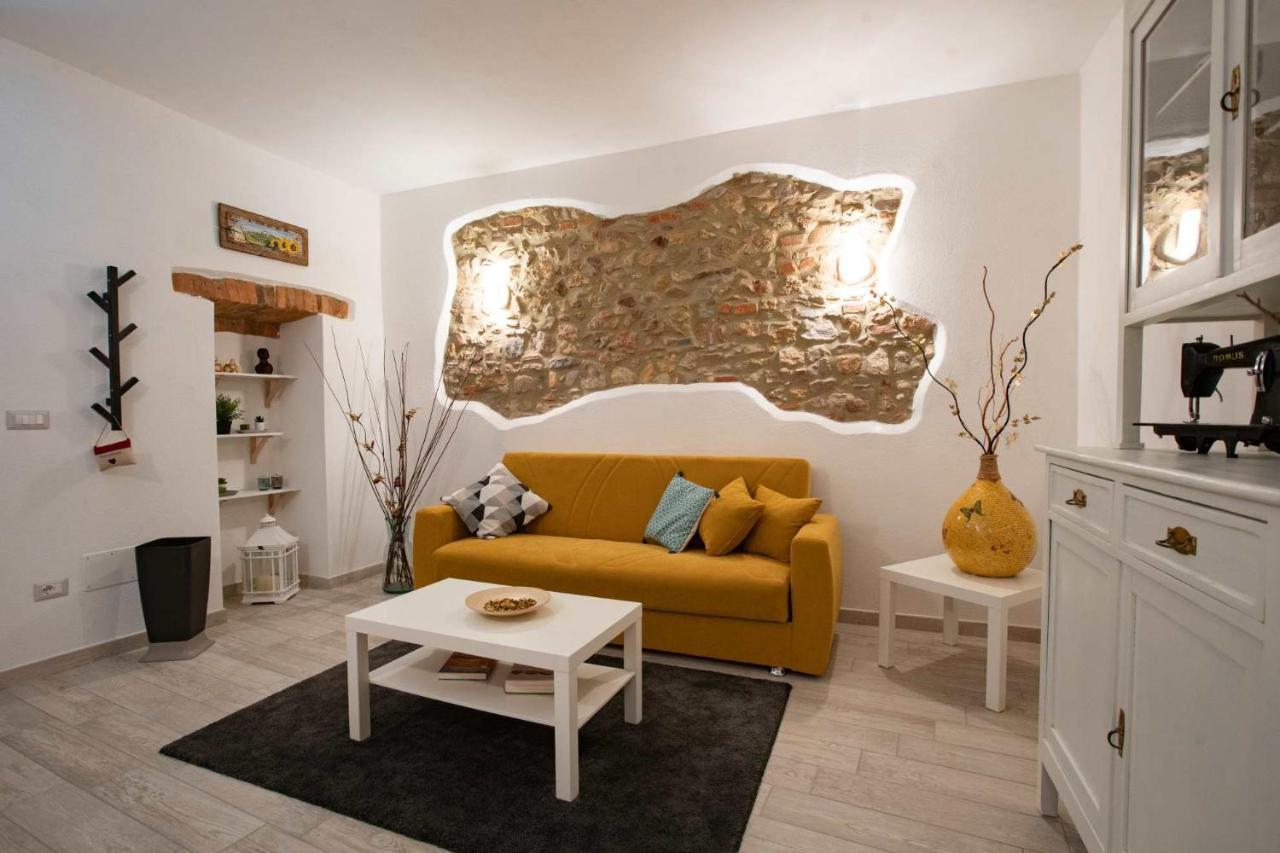 Le Logge Casa Vacanze Montepescali ภายนอก รูปภาพ