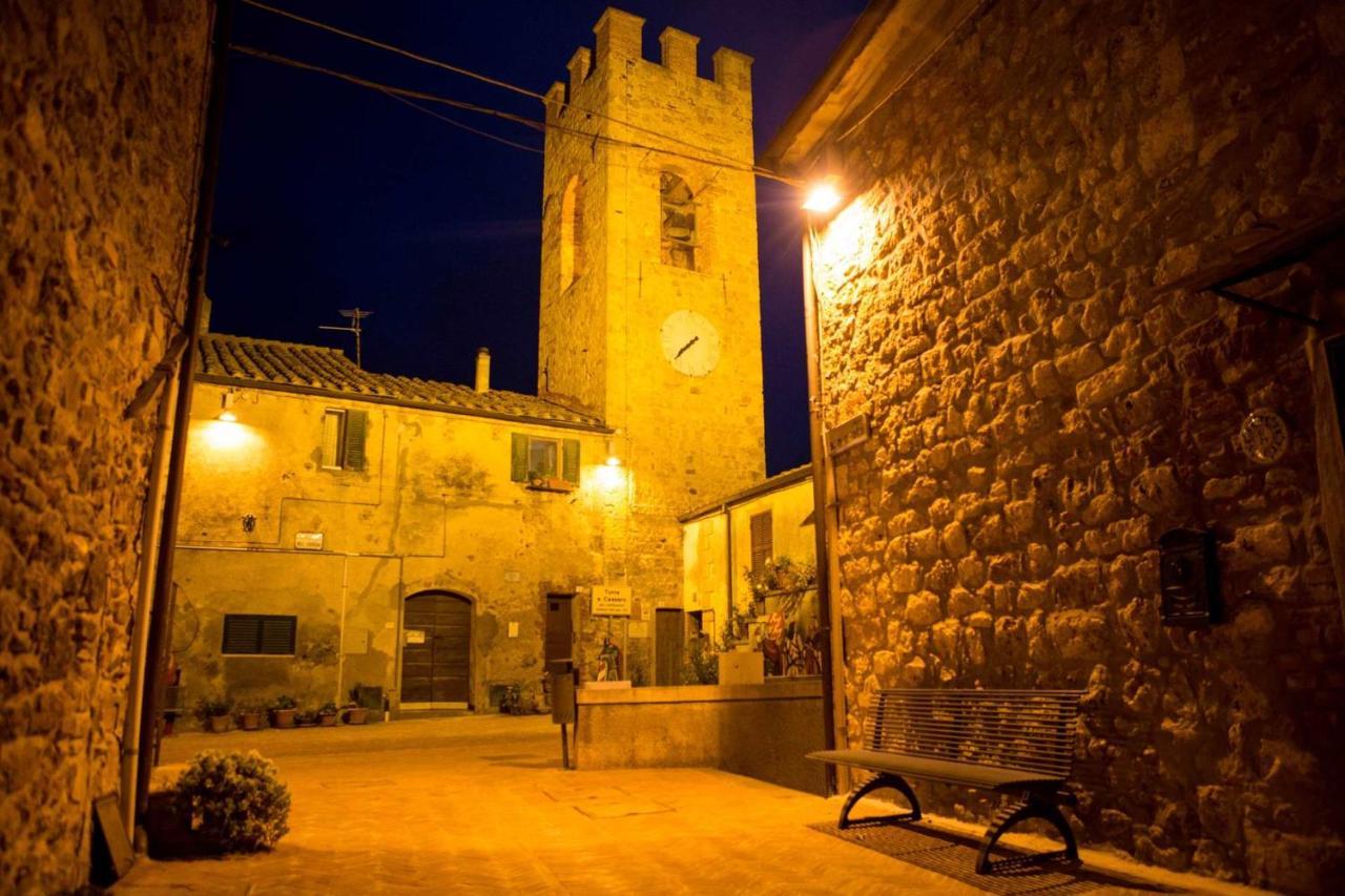 Le Logge Casa Vacanze Montepescali ภายนอก รูปภาพ